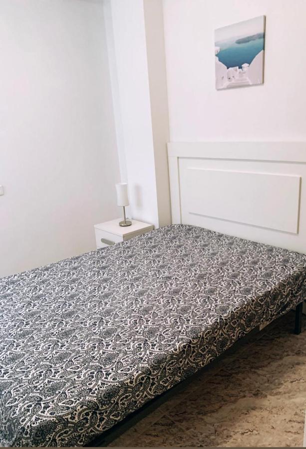 Apartamento Lola Torrevieja Ngoại thất bức ảnh